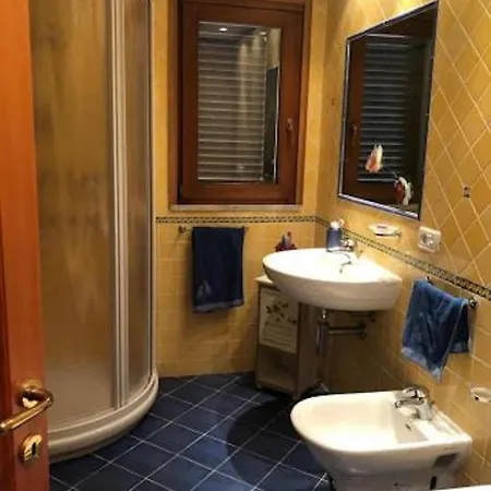 Villa Smeralda Villa *